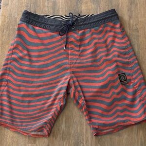 Volcom Men's Board Shorts size 30 waist